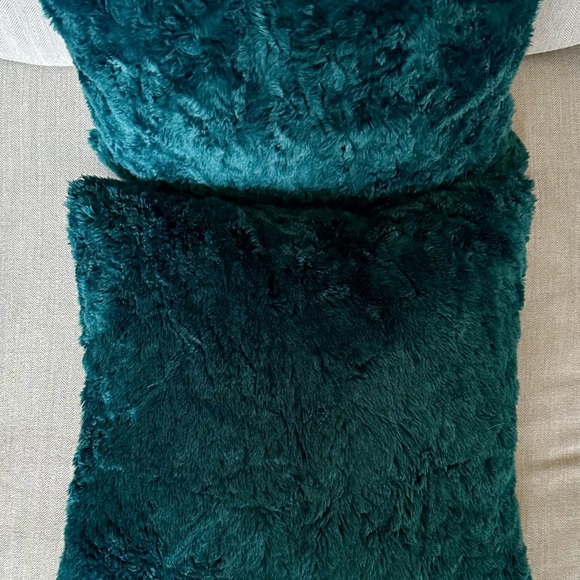 Faux Fur Pillows from West Elm - pair of 2 - Picture 4 of 6